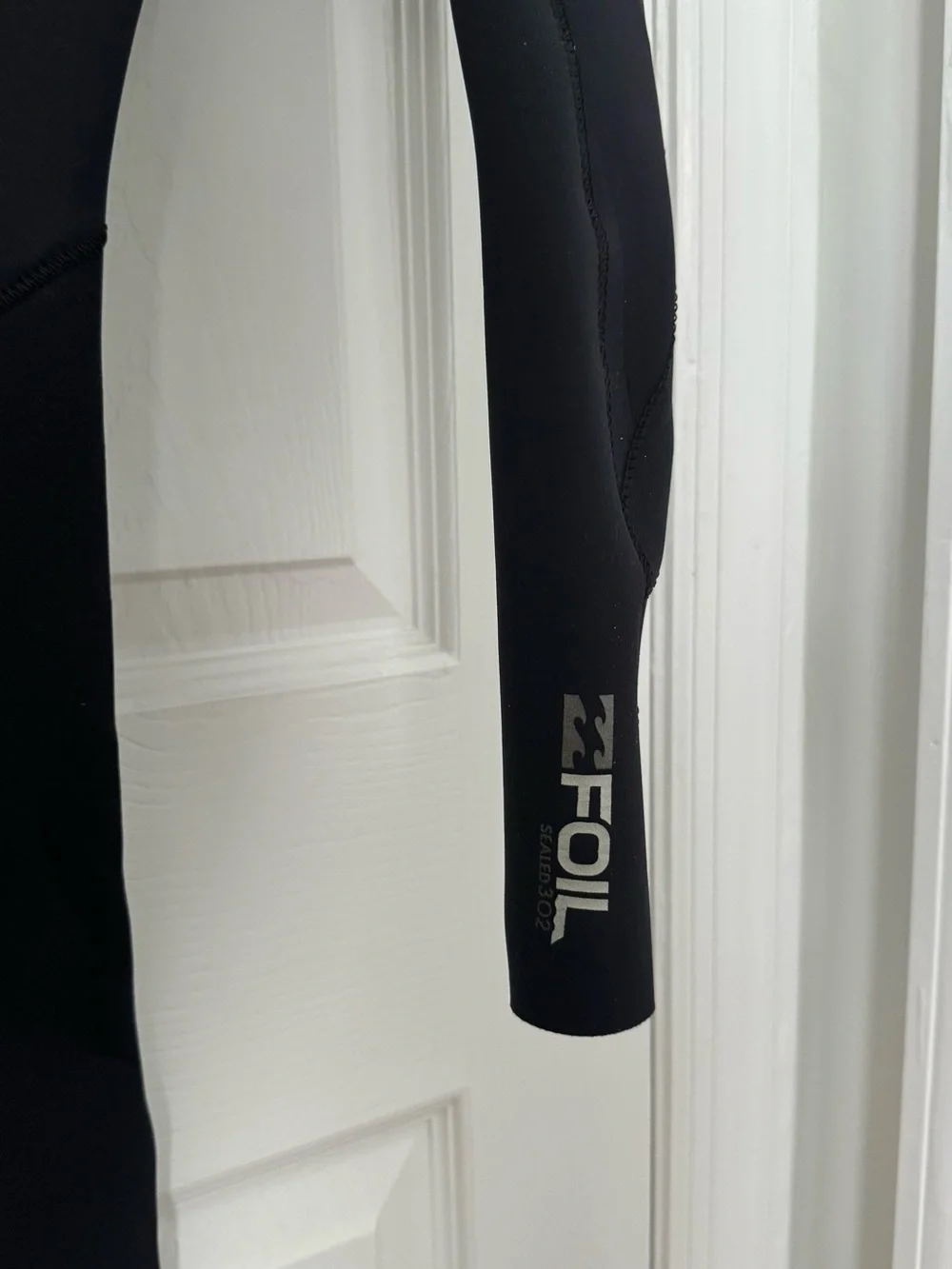 Mens Billabong Wetsuit 3/2 back zip